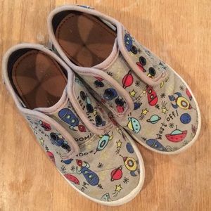 toms shoes!